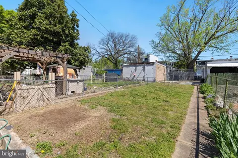 Exterior - 1422 Morse St NE, Washington, DC 20002 photo 5 of 6