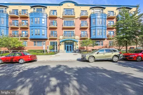 Exterior - 401 13th St NE #302, Washington, DC 20002 photo 5 of 11