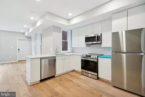 Kitchen - 418 D St SE, Washington, DC 20003 photo 4 of 4