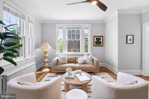 516 A St NE #201, Washington, DC 20002