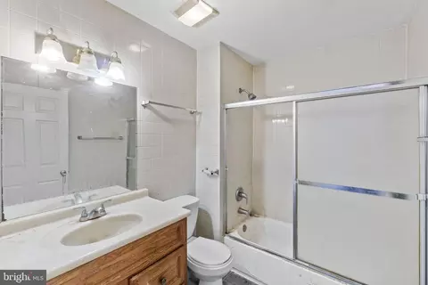 Bath - 1238 Penn St NE, Washington, DC 20002 photo 1 of 3