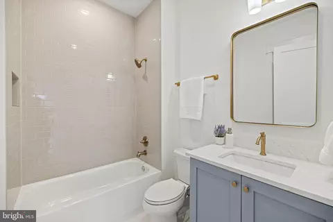 Bath - 217 16th St NE #8, Washington, DC 20002 photo 1 of 3