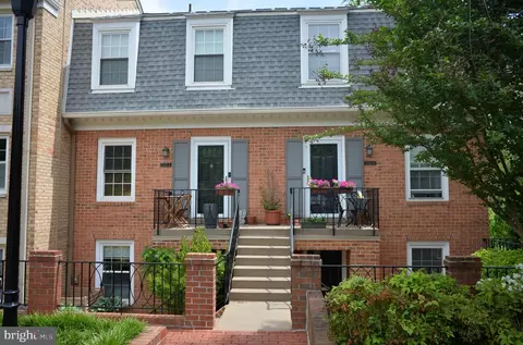 3245 Sutton Pl NW #C, Washington, DC 20016