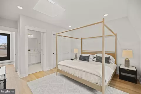 Bedroom - 217 16th St NE #7, Washington, DC 20002 photo 4 of 5