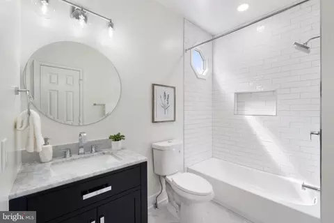 806 Constitution Ave NE, Washington, DC 20002 photo 40