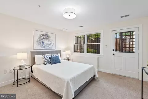 806 Constitution Ave NE, Washington, DC 20002 photo 52