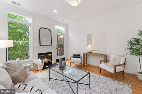 806 Constitution Ave NE, Washington, DC 20002 photo 23