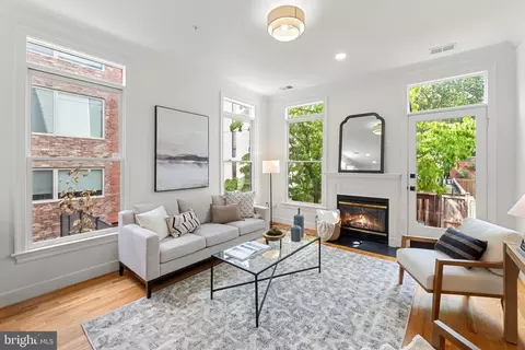 806 Constitution Ave NE, Washington, DC 20002 photo 25