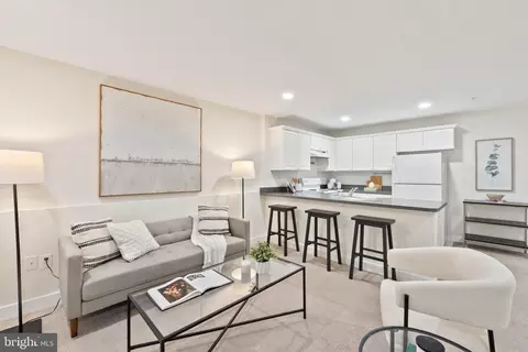 806 Constitution Ave NE, Washington, DC 20002 photo 49