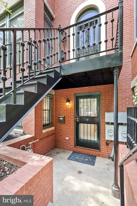 806 Constitution Ave NE, Washington, DC 20002 photo 43