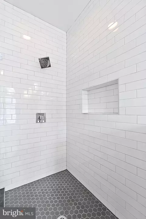 806 Constitution Ave NE, Washington, DC 20002 photo 34