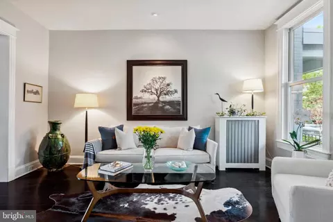 Living - 1413 E Capitol SE, Washington, DC 20003 photo 2 of 8