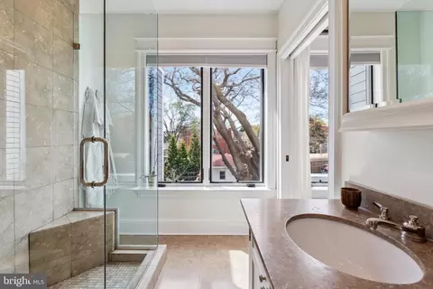 Bath - 1413 E Capitol SE, Washington, DC 20003 photo 5 of 8