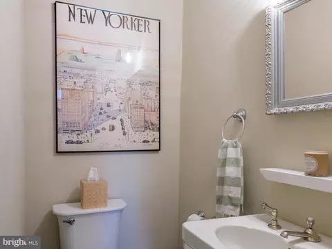 Bath - 1413 E Capitol SE, Washington, DC 20003 photo 1 of 8