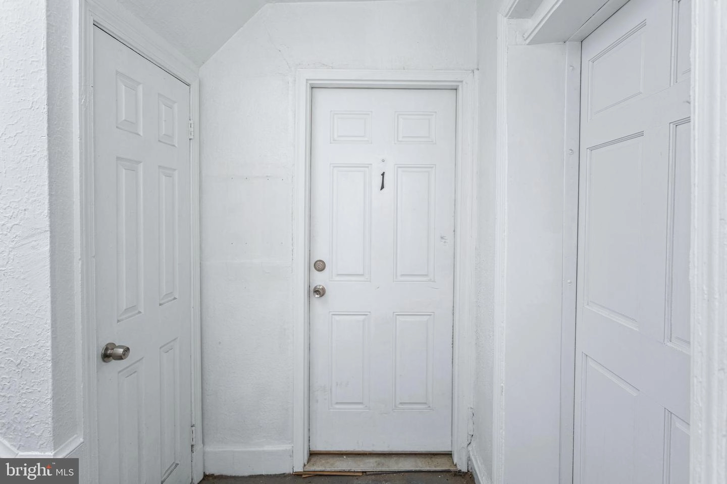 Entry Way - 1212 16th St NE, Washington, DC 20002 photo 3 of 10