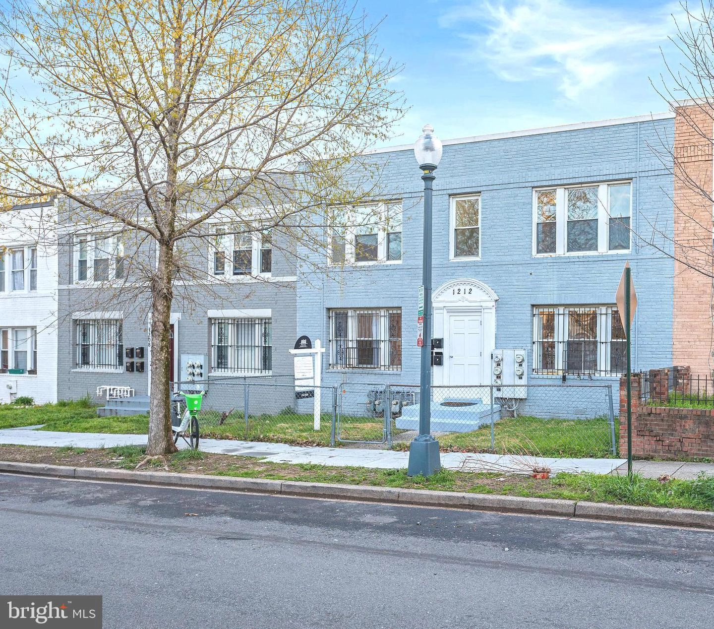Exterior - 1212 16th St NE, Washington, DC 20002 photo 2 of 3