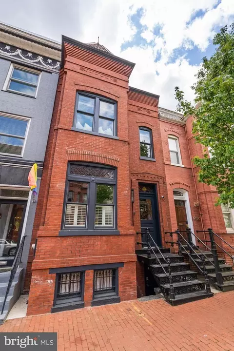 1324 Wallach Pl NW, Washington, DC 20009