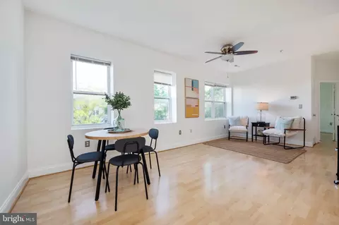 330 Rhode Island Ave NE #300, Washington, DC 20002