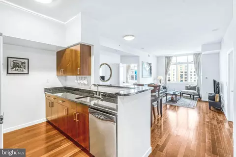 1000 New Jersey Ave SE #1110, Washington, DC 20003