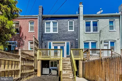Exterior - 625 M St NE, Washington, DC 20002 photo 2 of 3