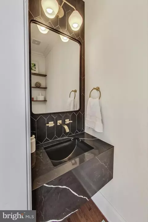 Bath - 625 M St NE, Washington, DC 20002 photo 1 of 3