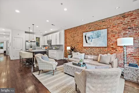 2431 Ontario NW #2, Washington, DC 20009