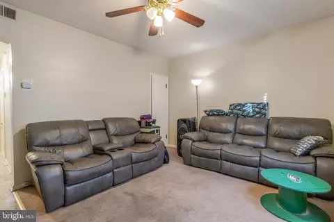 Living - 1500 Oates St NE, Washington, DC 20002 photo 3 of 4