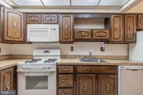 Kitchen - 1500 Oates St NE, Washington, DC 20002 photo 3 of 9