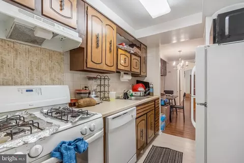 Kitchen - 1500 Oates St NE, Washington, DC 20002 photo 6 of 9