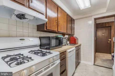 Kitchen - 1500 Oates St NE, Washington, DC 20002 photo 7 of 9