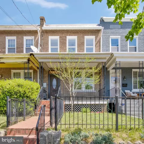 2709 6th St NE, Washington, DC 20017