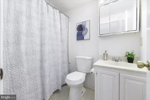 2000 16th St NW #501, Washington, DC 20009 photo 12
