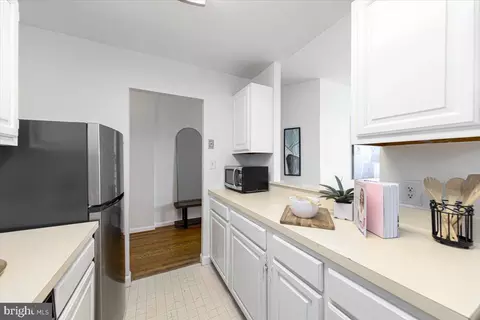 2000 16th St NW #501, Washington, DC 20009 photo 8