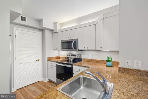 Kitchen - 631 D St NW #535, Washington, DC 20004 photo 4 of 9