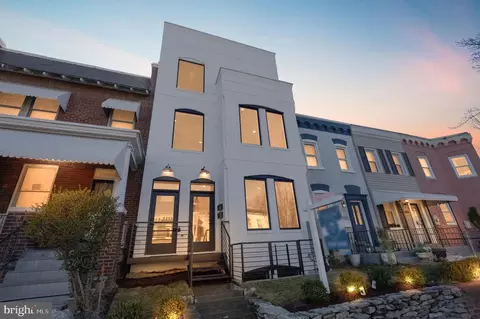 1026 4th St NE, Washington, DC 20002