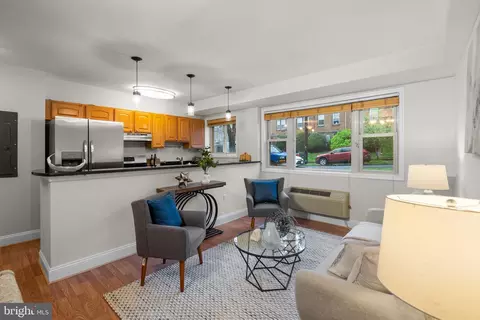 738 Longfellow St NW #113, Washington, DC 20011