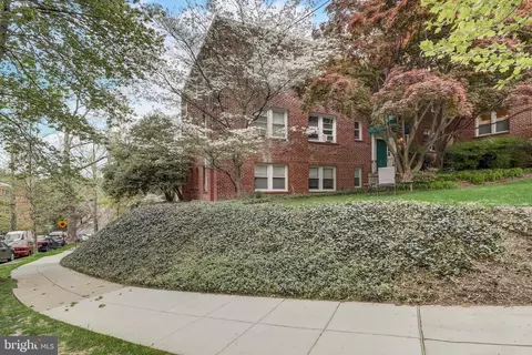 4029 Benton St NW #102, Washington, DC 20007