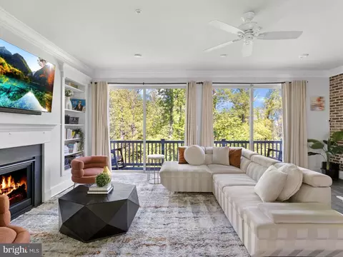 2634 Coleman Ln NE, Washington, DC 20018
