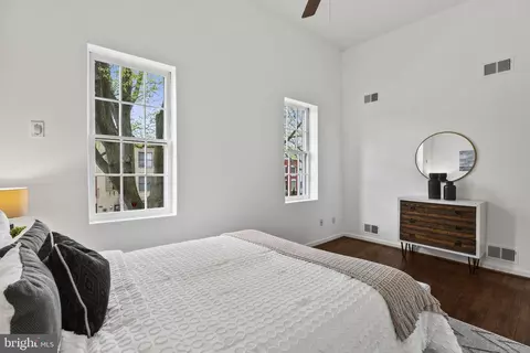 238 14th St SE, Washington, DC 20003 photo 14