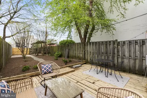 238 14th St SE, Washington, DC 20003 photo 16
