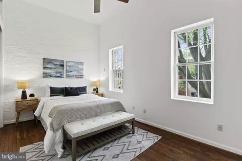 238 14th St SE, Washington, DC 20003 photo 13