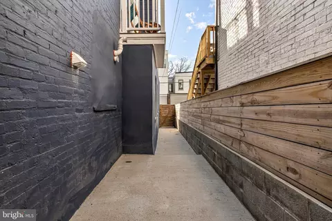 Exterior - 127 R St NE #1, Washington, DC 20002 photo 7 of 10