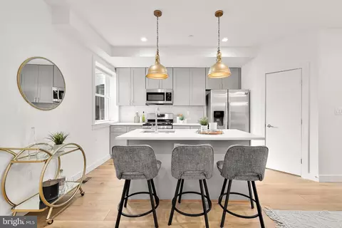 Kitchen - 127 R St NE #1, Washington, DC 20002 photo 3 of 7
