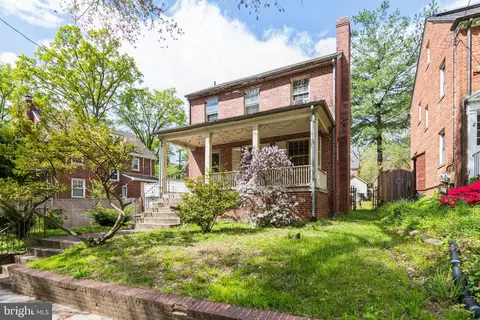 5408 30th Pl NW, Washington, DC 20015