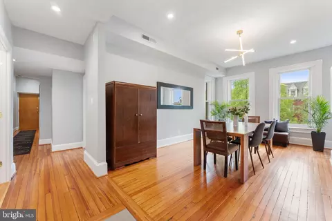 Dining - 1200 E Capitol St NE #5, Washington, DC 20002 photo 1 of 5