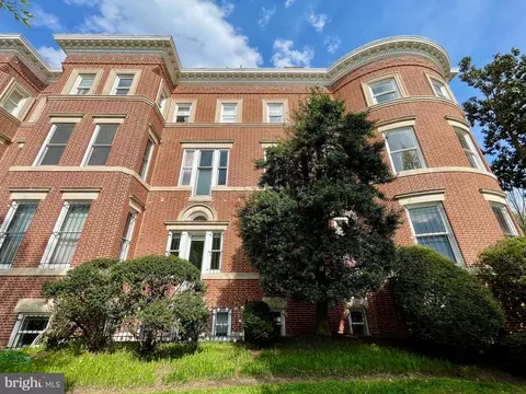Exterior - 1200 E Capitol St NE #5, Washington, DC 20002 photo 6 of 8