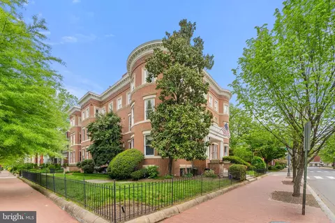 Exterior - 1200 E Capitol St NE #5, Washington, DC 20002 photo 5 of 8