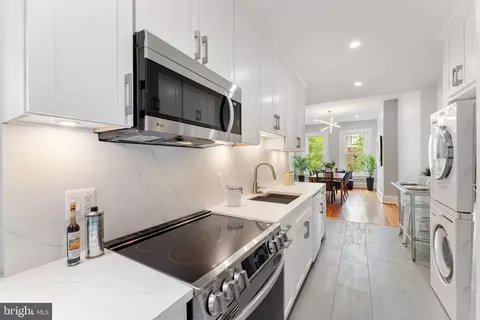 Kitchen - 1200 E Capitol St NE #5, Washington, DC 20002 photo 1 of 4