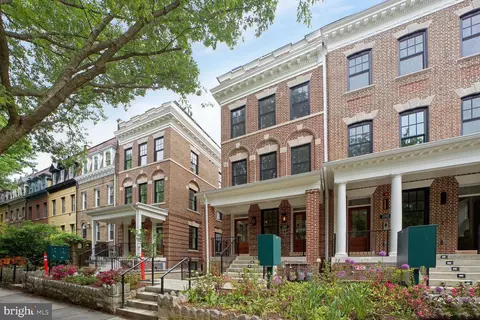 1746 Lanier Pl NW #1, Washington, DC 20009