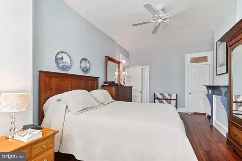 Bedroom - 612 E Street St NE, Washington, DC 20002 photo 3 of 11